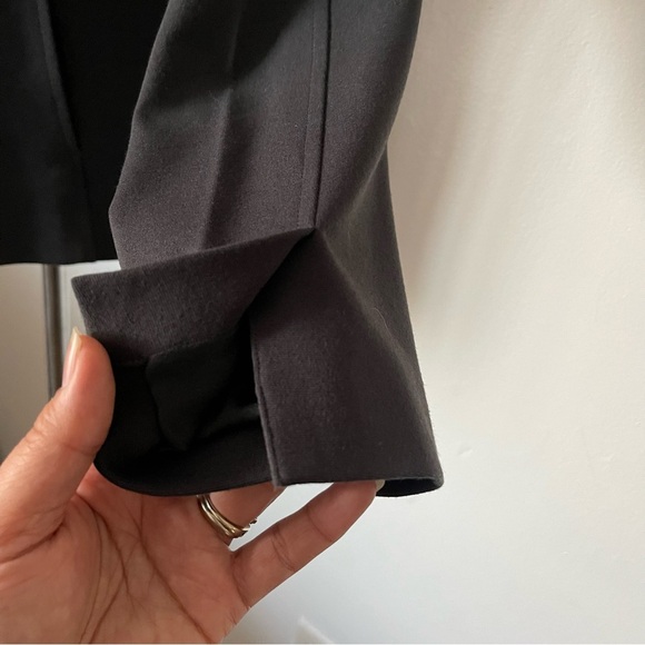 Eileen Fisher Gray button blazer size Large preowned - Picture 4 of 7